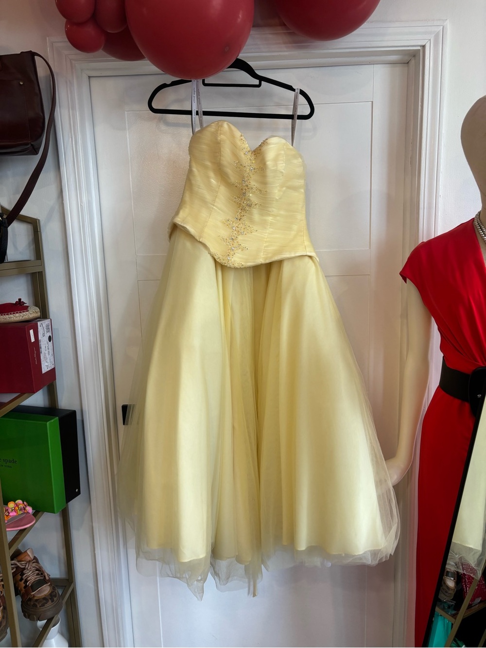 Alfred Angelo Vintage Y2K Yellow Tulle prom dress Strapless Sweetheart Bodice
